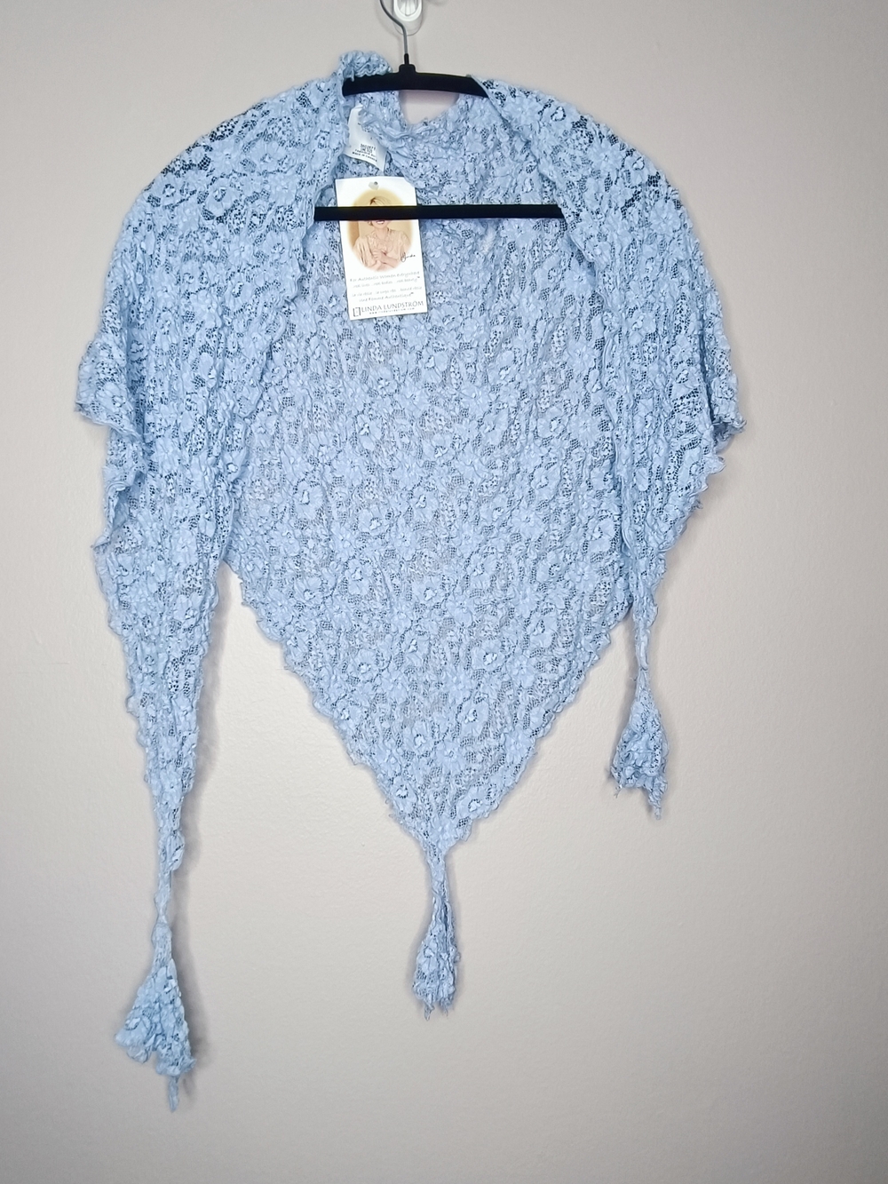 Linda Lundstrom Dusty Blue Triangle Lace Stretchy Knit Scarf Shawl Tassel NWT